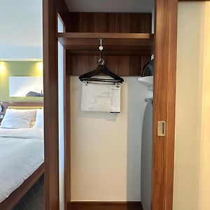 Kamer met een Queen Size Bed